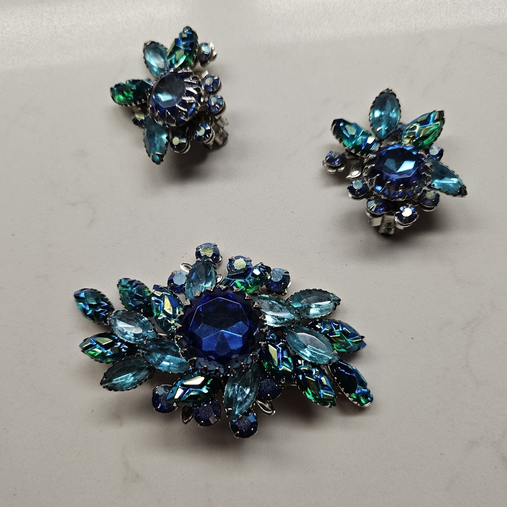 Elegant Blue and Green Crystal Jewelry Set